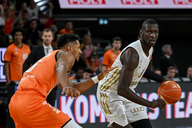 他所承受的 他所承受的